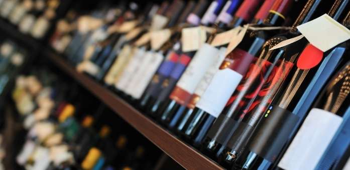 januar udsalg med masser af vin